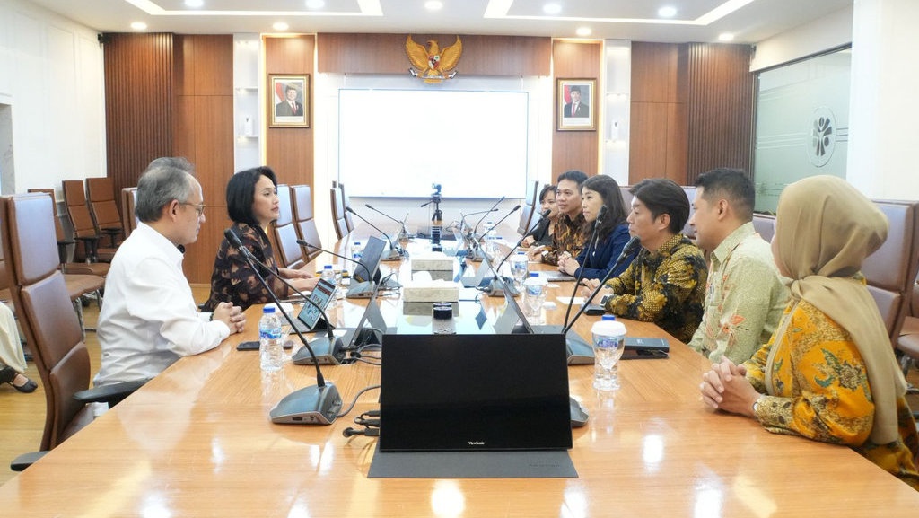 Wamen Christina Siap Gandeng Perusahaan Jepang Rekrut PMI Wamen Christina Siap Gandeng Perusahaan Jepang Rekrut PMI