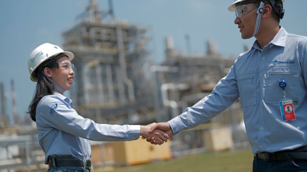 Chandra Asri Akuisisi Jaringan SPBU ExxonMobil di Singapura Chandra Asri Akuisisi Jaringan SPBU ExxonMobil di Singapura