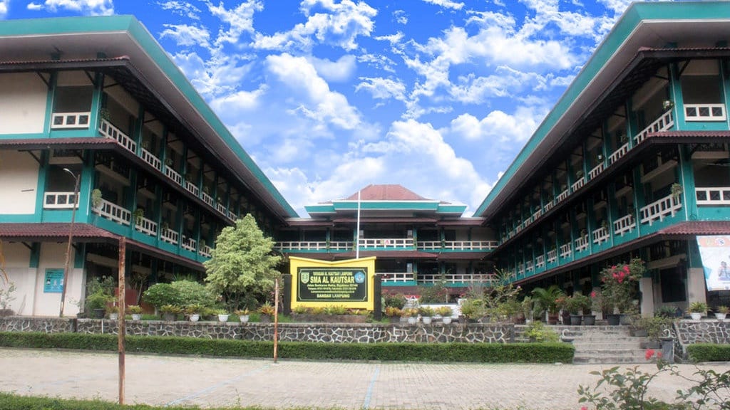 10 Daftar SMA Swasta Terbaik di Bandar Lampung dan Alamatnya 10 Daftar SMA Swasta Terbaik di Bandar Lampung dan Alamatnya