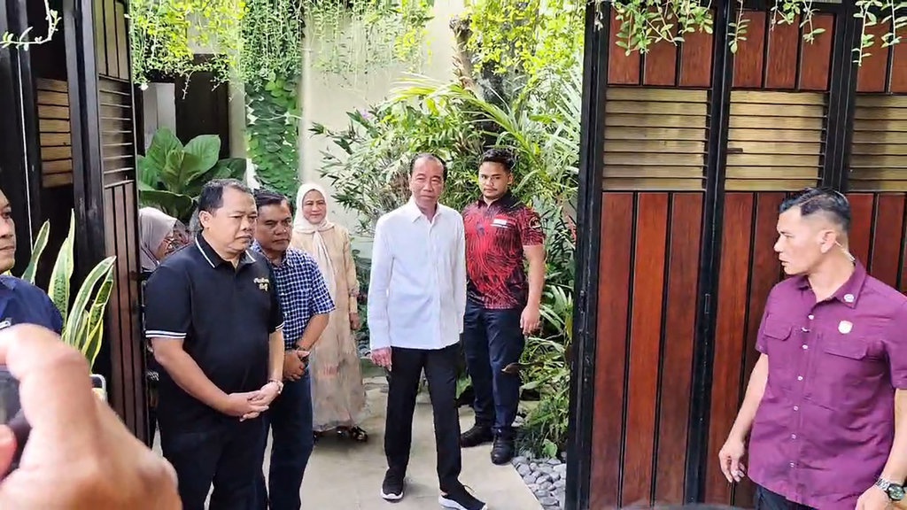 Jokowi Sakit Apa & Benarkah Alergi Kulit? Cek Penyebabnya Jokowi Sakit Apa & Benarkah Alergi Kulit? Cek Penyebabnya