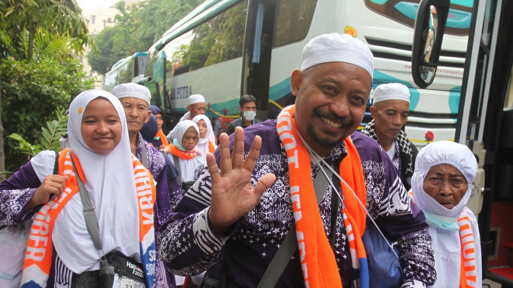 50 Persen Jemaah & Petugas Haji Telah Tiba di Indonesia 50 Persen Jemaah & Petugas Haji Telah Tiba di Indonesia