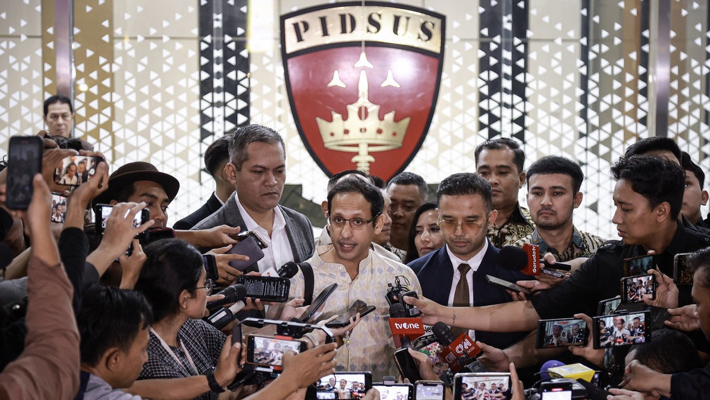 Kejagung Terima Pengembalian Uang di Kasus Korupsi Chromebook Kejagung Terima Pengembalian Uang di Kasus Korupsi Chromebook