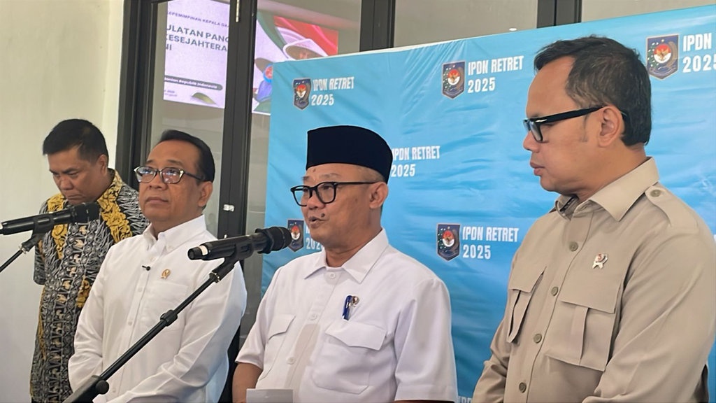 Mendikdasmen Targetkan Revitalisasi 11.000 Sekolah pada 2025 Mendikdasmen Targetkan Revitalisasi 11.000 Sekolah pada 2025