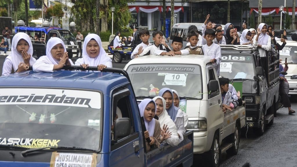 Apa Itu Resolusi Jihad dan Kaitannya dengan Hari Santri Apa Itu Resolusi Jihad dan Kaitannya dengan Hari Santri