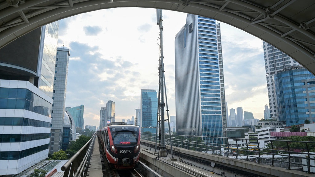 LRT Jabodebek Tingkatkan Keamanan di Sejumlah Stasiun