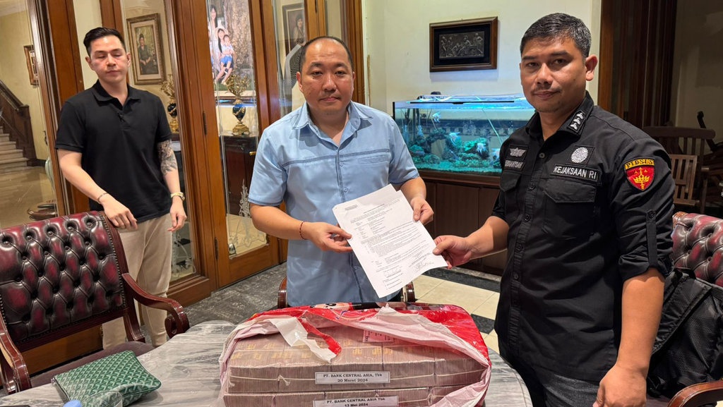 Pengacara Bantah Rp2 M yang Disita Jaksa terkait Korupsi Sritex Pengacara Bantah Rp2 M yang Disita Jaksa terkait Korupsi Sritex