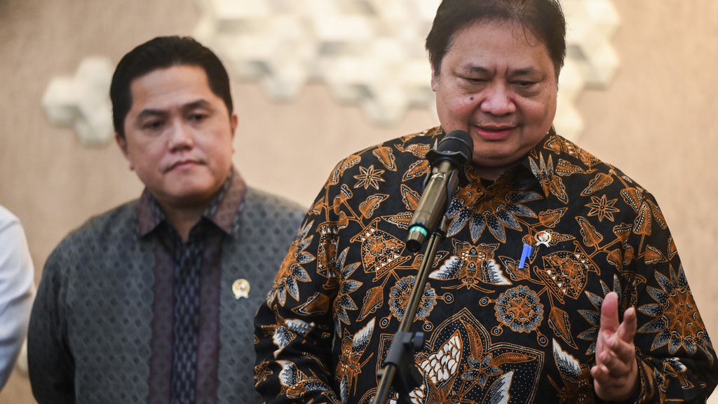 Airlangga Sebut Pelemahan Rupiah dan IHSG Bersifat Sementara Airlangga Sebut Pelemahan Rupiah dan IHSG Bersifat Sementara