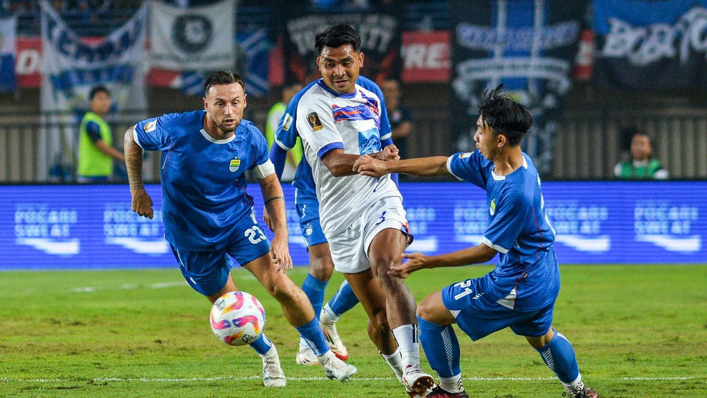 Regulasi Pemain Asing Liga 1 Terbaru: Berapa Kuota Asia & U23? Regulasi Pemain Asing Liga 1 Terbaru: Berapa Kuota Asia & U23?