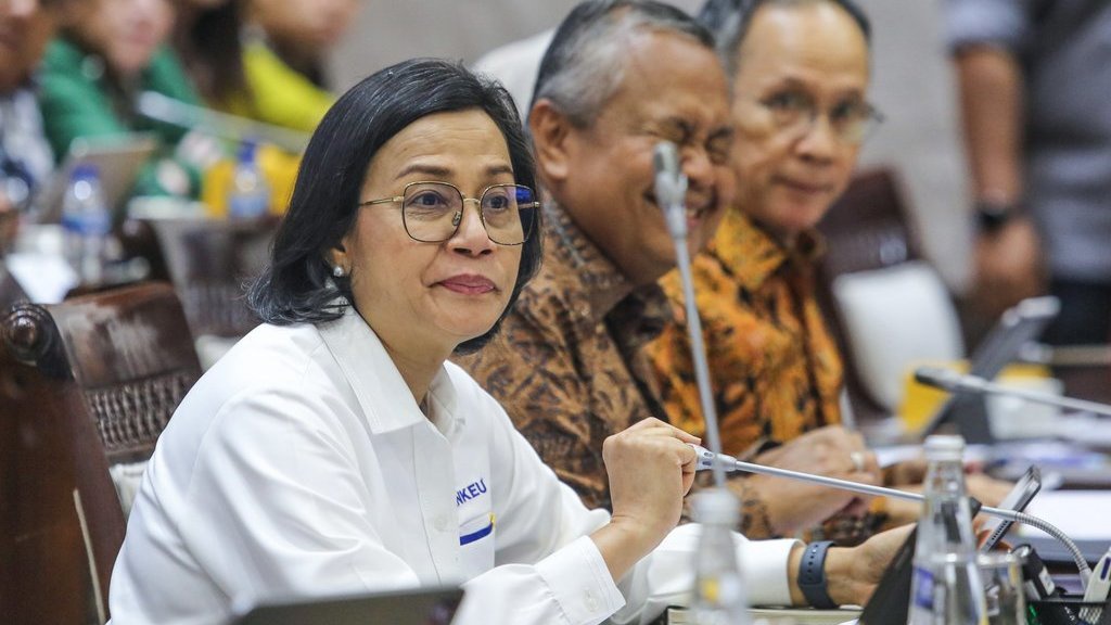 Pemerintah-DPR Sepakat Cukai MBDK Diterapkan di 2026 Pemerintah-DPR Sepakat Cukai MBDK Diterapkan di 2026
