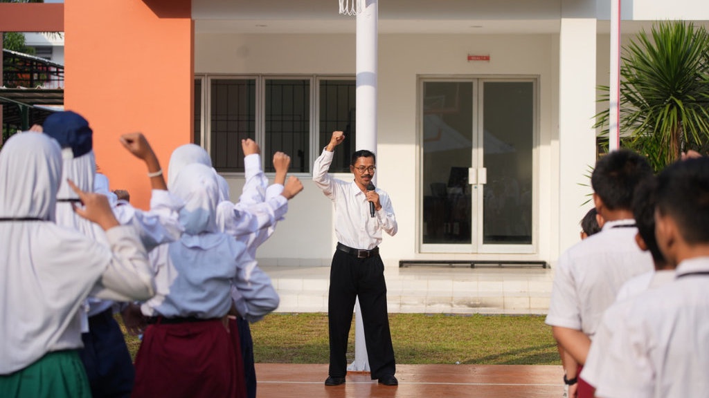 Uji Coba Sekolah Rakyat Ajarkan Siswa Pola Tidur Teratur