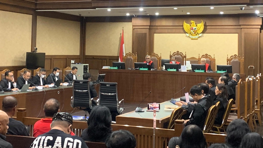 Hakim Pemvonis Hasto Kristiyanto Dimutasi ke PN Cilacap