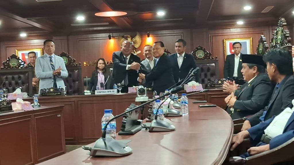 Adang Daradjatun Resmi Gantikan Aboe Bakar Jadi Wakil Ketua MKD