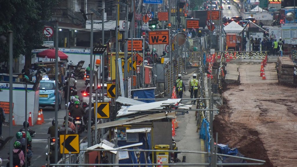 Target Pertumbuhan Ekonomi 5,4% di 2026 Dinilai Ambisius Target Pertumbuhan Ekonomi 5,4% di 2026 Dinilai Ambisius