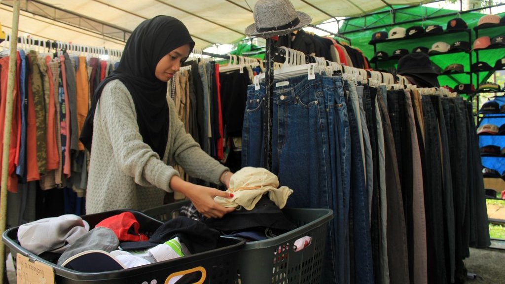 Lara UMKM saat Demo Ricuh: Live TikTok Dihapus, Buka Lapak Takut Lara UMKM saat Demo Ricuh: Live TikTok Dihapus, Buka Lapak Takut