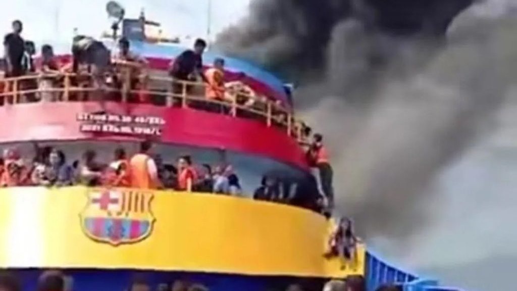 KM Barcelona 5 Terbakar di Perairan Talise, 3 Dikonfirmasi Tewas KM Barcelona 5 Terbakar di Perairan Talise, 3 Dikonfirmasi Tewas