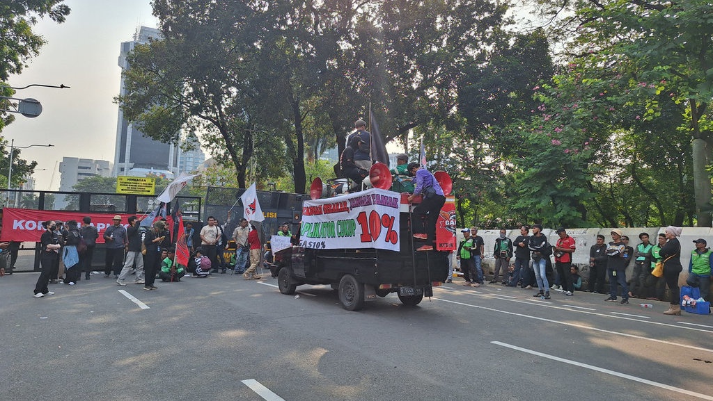 Ada Demo Ojol, Polisi Lakukan Rekayasa Lalin di Medan Merdeka Ada Demo Ojol, Polisi Lakukan Rekayasa Lalin di Medan Merdeka