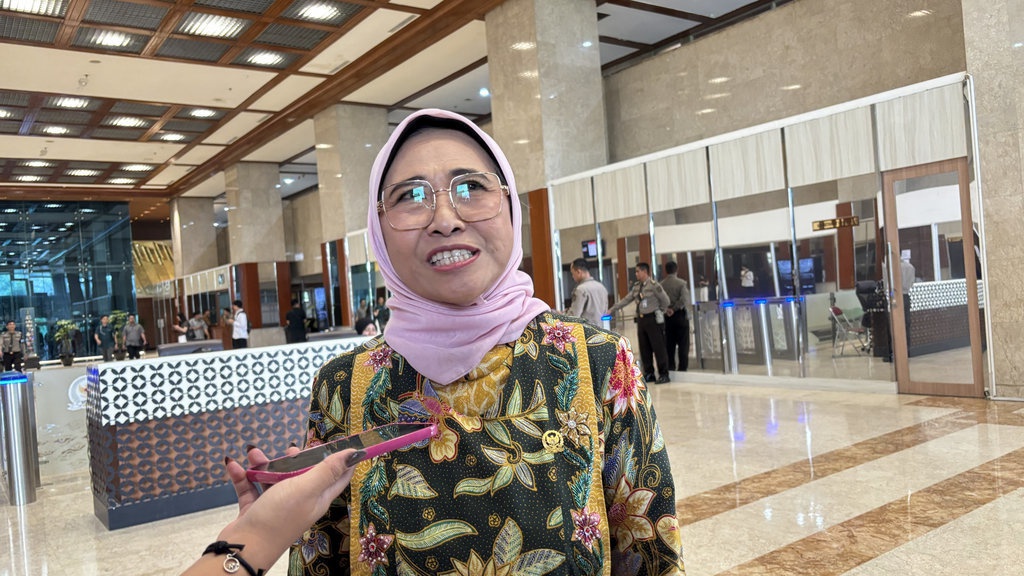 Ketua Komisi X DPR: Realitanya Sesama Guru Bisa Saling Membully Ketua Komisi X DPR: Realitanya Sesama Guru Bisa Saling Membully