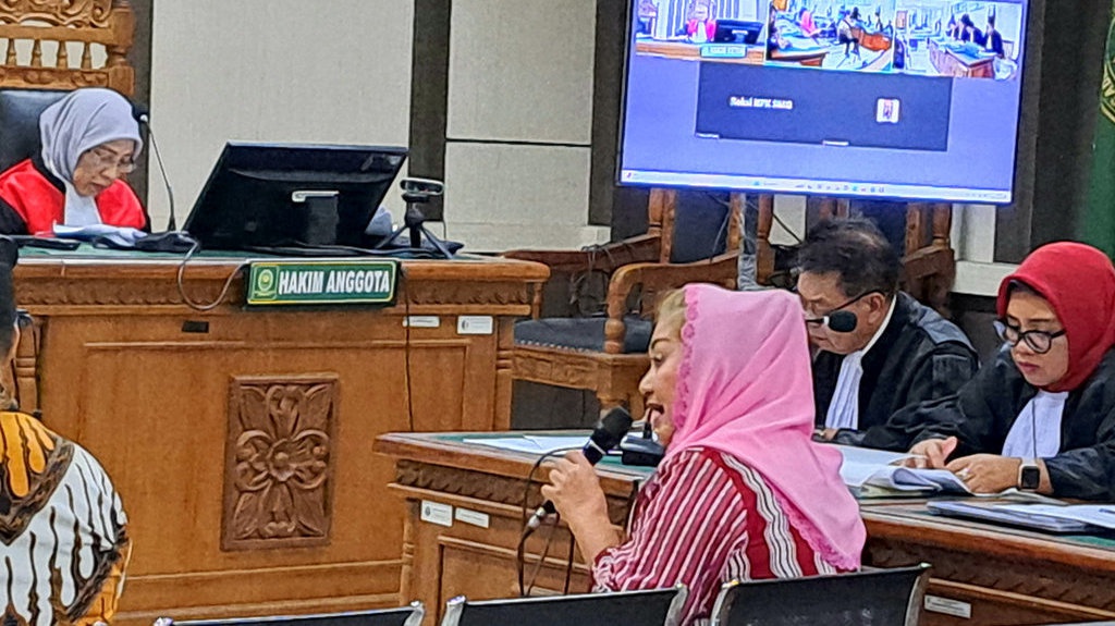 Mbak Ita Catut Nama Hendi saat Jelaskan Setoran Pungli Bapenda