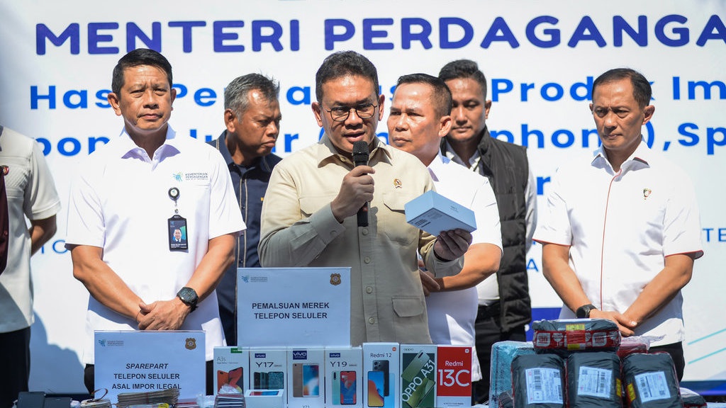 Belum Ada Tarif Trump, RI Masih Surplus US$9,92 M ke AS Belum Ada Tarif Trump, RI Masih Surplus US$9,92 M ke AS