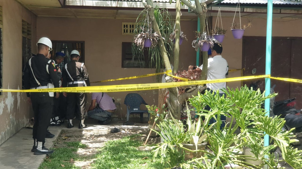 Anggota TNI Usai Tikam Istri, Warga: Kayak Tidak Ada Apa-apa