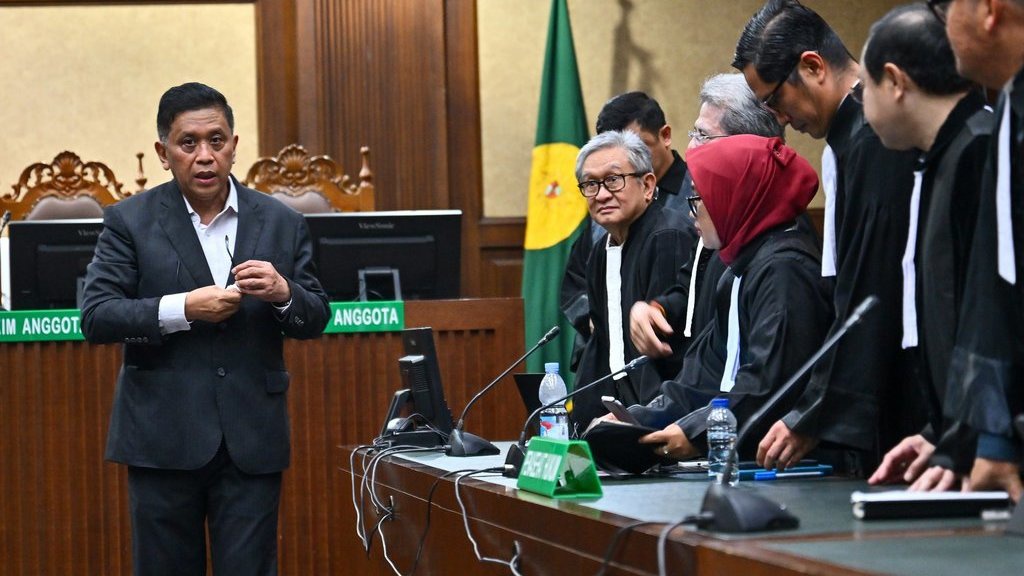 Megawati Dinilai Sudah Tepat Tak Tunjuk Hasto Jadi Sekjen PDIP Megawati Dinilai Sudah Tepat Tak Tunjuk Hasto Jadi Sekjen PDIP