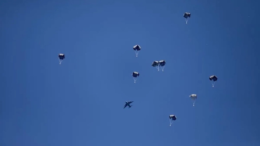 Pengiriman Bantuan via Udara Kembali Dilakukan di Gaza Utara Pengiriman Bantuan via Udara Kembali Dilakukan di Gaza Utara