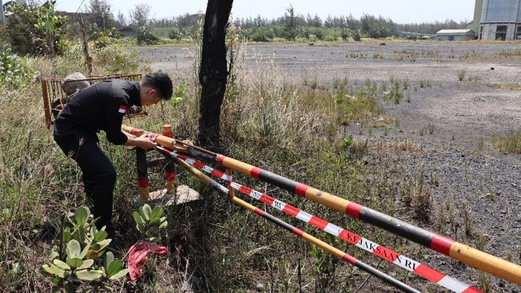 Kejati Bengkulu Segel 3 Lokasi Stockpile terkait Korupsi Tambang Kejati Bengkulu Segel 3 Lokasi Stockpile terkait Korupsi Tambang
