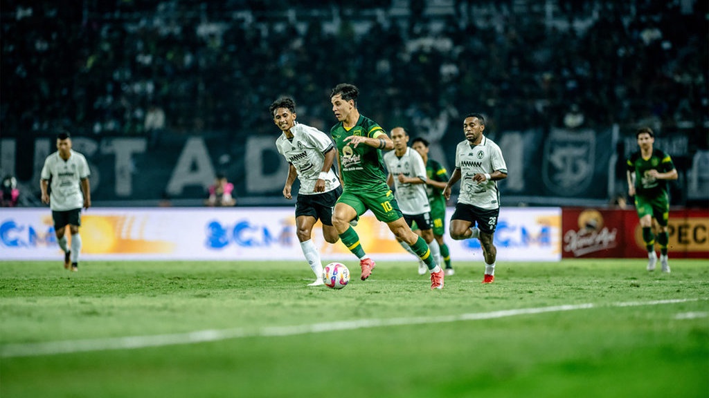 Hasil Persebaya vs PSIM Super League 2025: Gol Tunggal Vidal