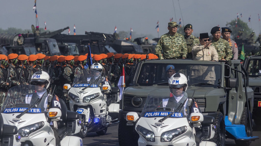 Ada Gelar Pasukan dan Kehormatan Militer, Batujajar Macet Parah Ada Gelar Pasukan dan Kehormatan Militer, Batujajar Macet Parah