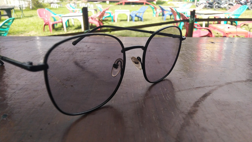 7 Rekomendasi Kacamata Photocromic, Pilih yang Terbaik 7 Rekomendasi Kacamata Photocromic, Pilih yang Terbaik