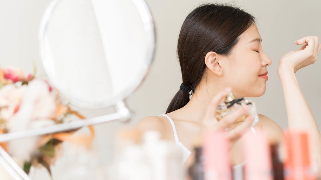 10 Rekomendasi Parfum BRASOV yang Paling Wangi dan Tahan Lama 10 Rekomendasi Parfum BRASOV yang Paling Wangi dan Tahan Lama