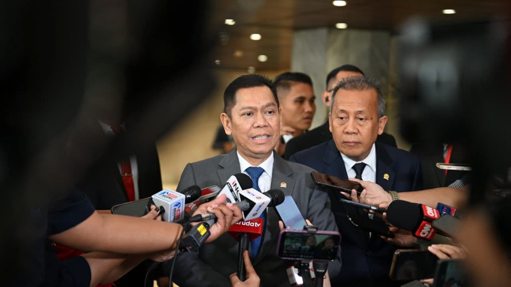 Pimpinan DPR Pastikan Tidak Ada Kenaikan Gaji Anggota Dewan Pimpinan DPR Pastikan Tidak Ada Kenaikan Gaji Anggota Dewan