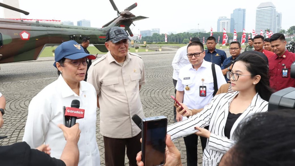 Menhan Ajak 3 Menteri Tinjau Prototipe Batalion di Bekasi Menhan Ajak 3 Menteri Tinjau Prototipe Batalion di Bekasi