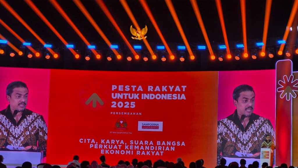 Maman Soroti Banyak Petugas Bea Cukai Bikin UMKM Sulit Bersaing Maman Soroti Banyak Petugas Bea Cukai Bikin UMKM Sulit Bersaing