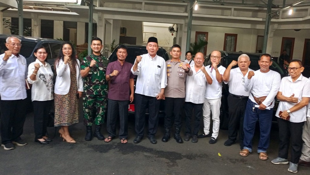 Paguyuban Pelangi Cirebon Batal Ikut Demo Kenaikan Tarif PBB Paguyuban Pelangi Cirebon Batal Ikut Demo Kenaikan Tarif PBB
