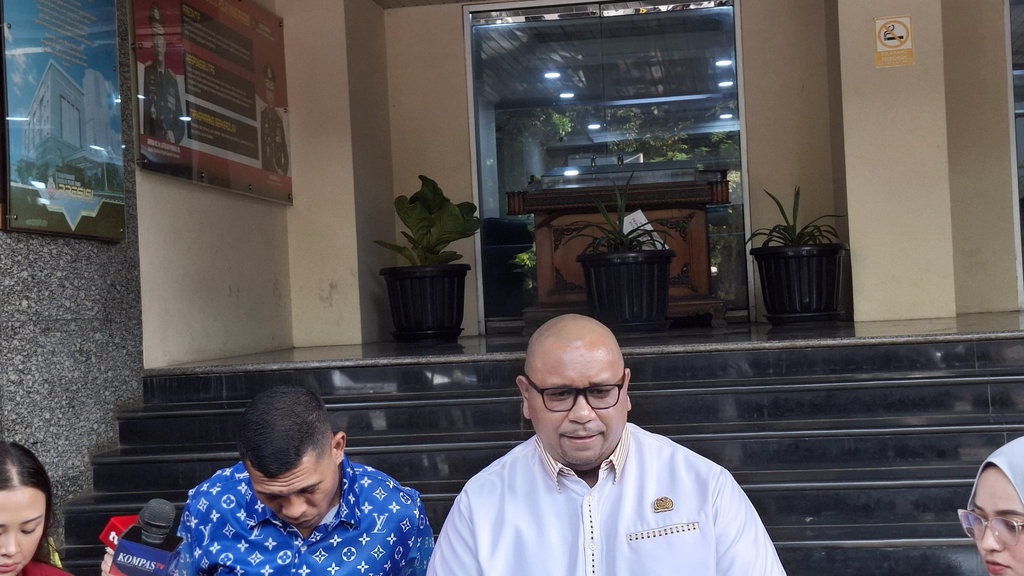 Kuasa Hukum Penculik Kacab BRI Sebut Ada Keterlibatan Aparat Kuasa Hukum Penculik Kacab BRI Sebut Ada Keterlibatan Aparat