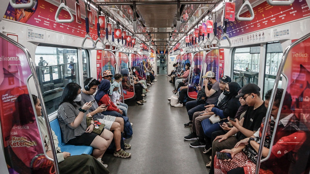 Promo HUT TNI TransJakarta Bayar Rp80. Cek Syaratnya! Promo HUT TNI TransJakarta Bayar Rp80. Cek Syaratnya!