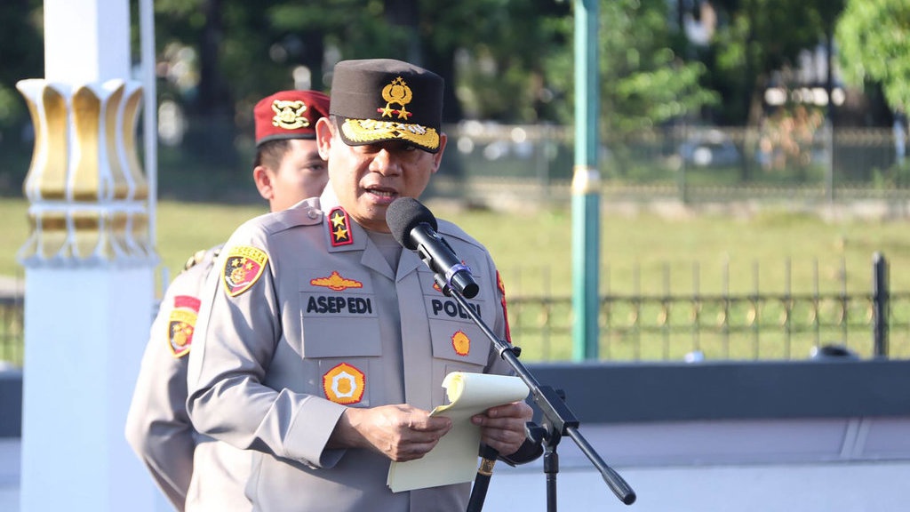 Kapolda Metro Minta Jajarannya Tak Bawa Senpi Kawal Demo Buruh Kapolda Metro Minta Jajarannya Tak Bawa Senpi Kawal Demo Buruh