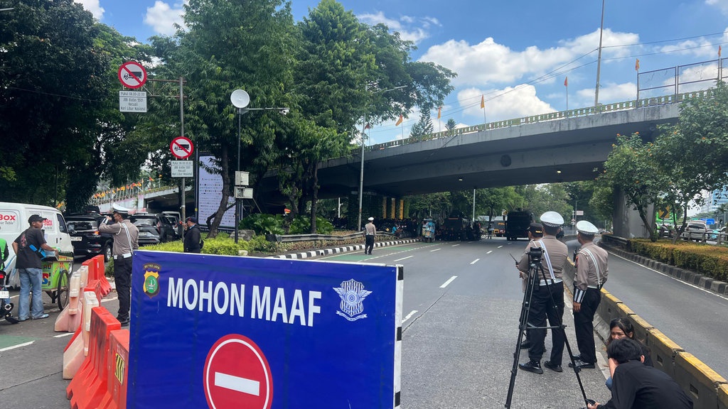 Update Situasi Demo Hari Ini di Jakarta & Kondisi Lalu Lintas Update Situasi Demo Hari Ini di Jakarta & Kondisi Lalu Lintas