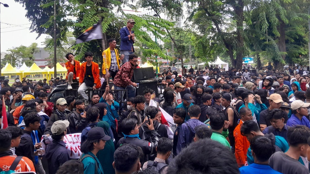 Info Demo di Depok Hari Ini: Apakah Tetap Ada atau Batal? Info Demo di Depok Hari Ini: Apakah Tetap Ada atau Batal?