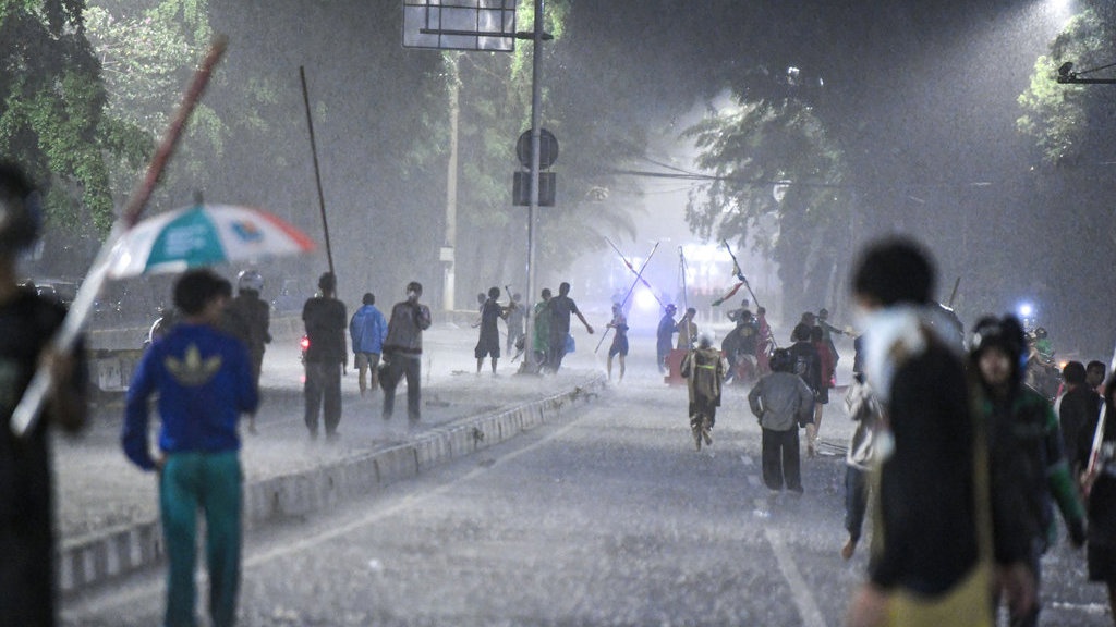 Komnas HAM dan 5 Lembaga Bentuk Tim Pencari Fakta Demo Rusuh Komnas HAM dan 5 Lembaga Bentuk Tim Pencari Fakta Demo Rusuh