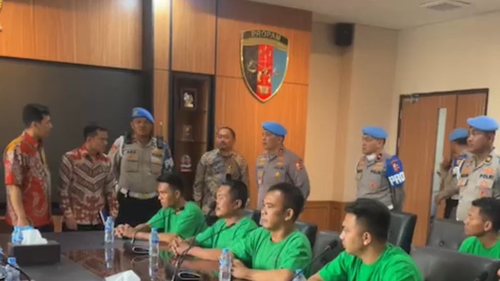 7 Anggota Brimob Dipatsus 20 Hari usai Lindas Pengemudi Ojol 7 Anggota Brimob Dipatsus 20 Hari usai Lindas Pengemudi Ojol