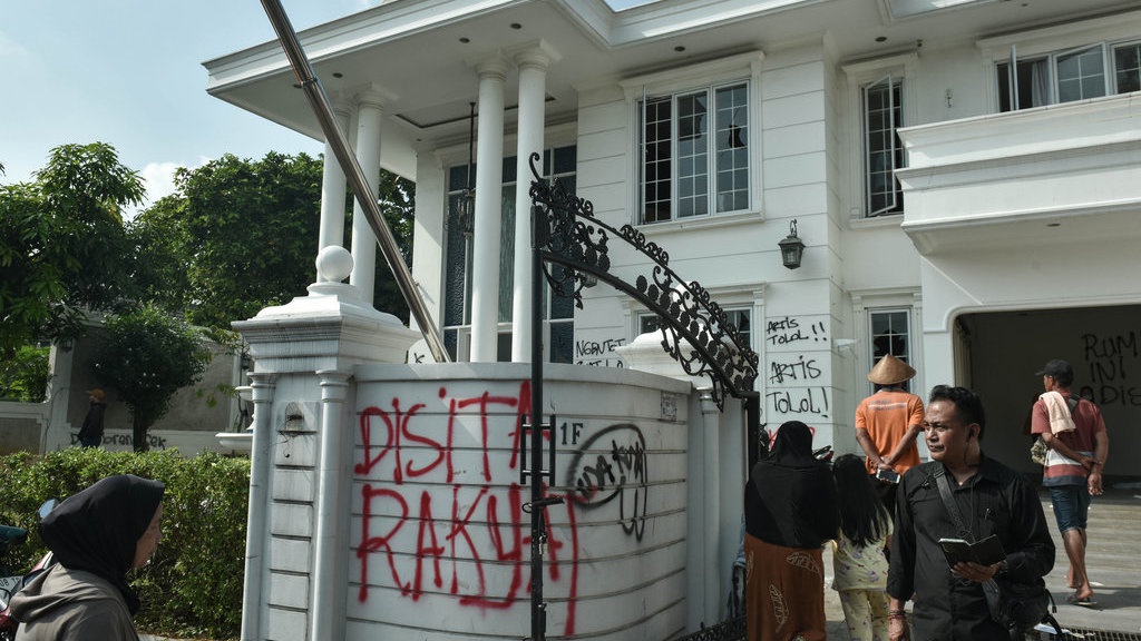 Tersangka Kasus Penjarahan Rumah Uya Kuya Jadi 12 Orang