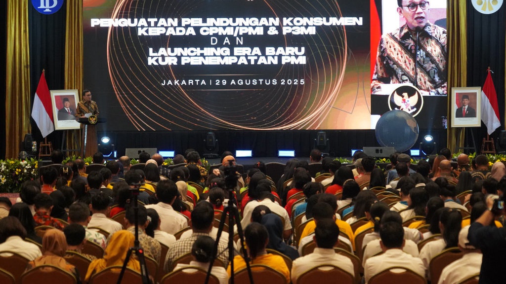 Kementerian P2MI Luncurkan KUR Khusus Pekerja Migran Indonesia Kementerian P2MI Luncurkan KUR Khusus Pekerja Migran Indonesia