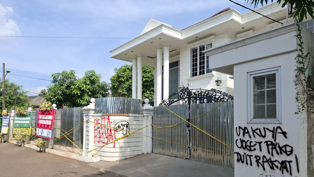 Polisi Tetapkan 15 Tersangka Penjarahan Rumah Uya Kuya