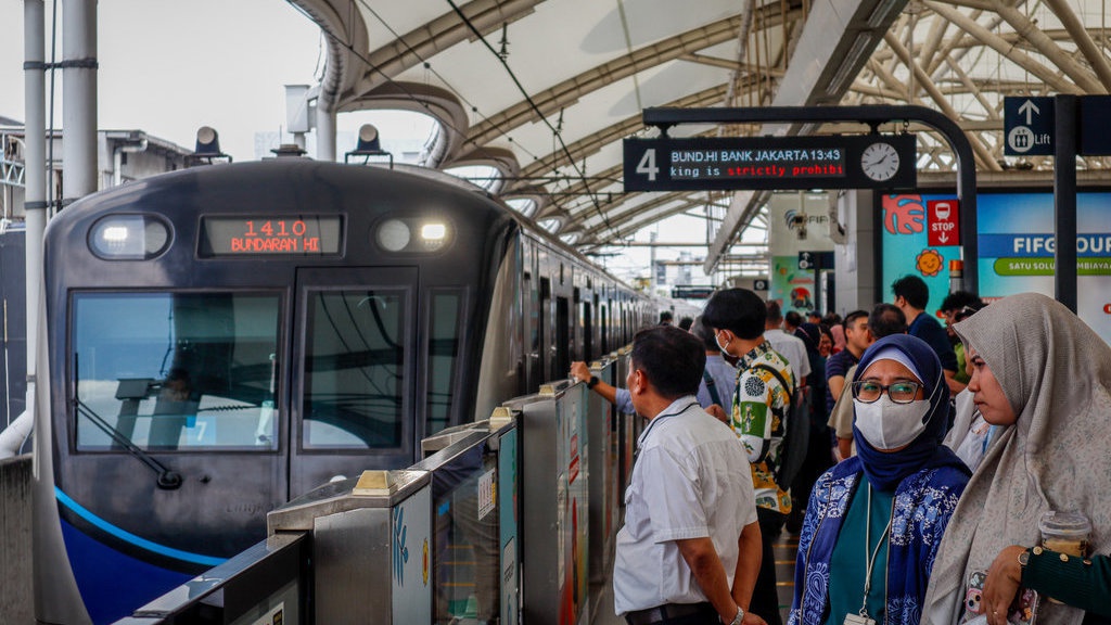 Siapa Saja yang Dapat Layanan Transum Gratis DKI Jakarta? Siapa Saja yang Dapat Layanan Transum Gratis DKI Jakarta?