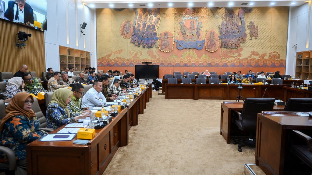 Ahli Hukum Unud Desak DPR Larang Rangkap Jabatan Pengurus BUMN