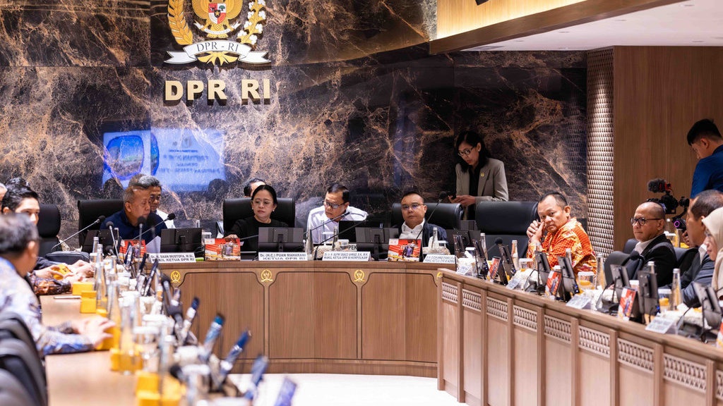 Puan Kumpulkan Pimpinan Fraksi: Saya Akan Pimpin Reformasi DPR Puan Kumpulkan Pimpinan Fraksi: Saya Akan Pimpin Reformasi DPR