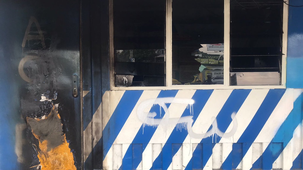 Dua Pos Polisi di Yogyakarta Dirusak Orang Tak Dikenal Dua Pos Polisi di Yogyakarta Dirusak Orang Tak Dikenal