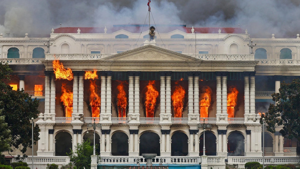 Nepal Bergejolak: Demo Ricuh, Rumah Pejabat Dibakar, PM Mundur Nepal Bergejolak: Demo Ricuh, Rumah Pejabat Dibakar, PM Mundur